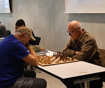 Rechts der spätere Turniersieger Peter Mittelberger