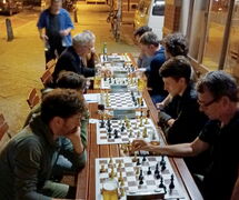 Vorn Mirko Dehne gegen Wolfgang Vandré