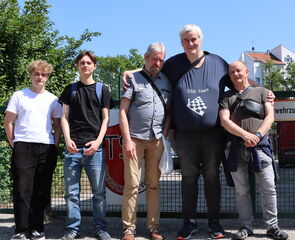 Theo Oldenburg, Samuel Drave, Andreas Reiche, Frank Binding und Spielleiter Jens Rennspieß
